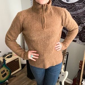 Banana Republic Camel Hair Wool Quarter Zip M